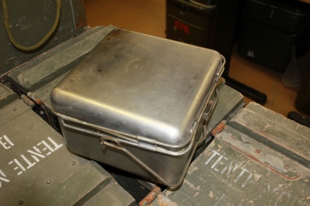 gamelle de campagne de l'armée aluminium et inox