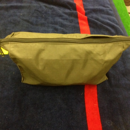 stenay commercy nancy metz reims belgique trousse de toilette occas