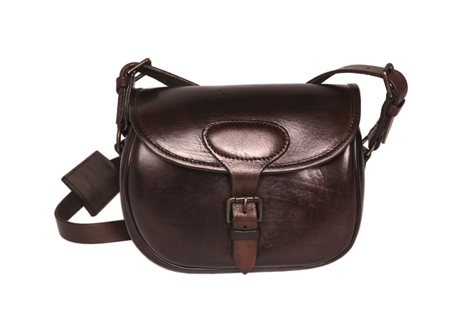 Sac à main en cuir de buffle armée tchèque surplus militaire de stenay commercy nancy metz reims belgique luxembourg longwy Verdun Sedan Charleville militaria bushcraft survie bivouac