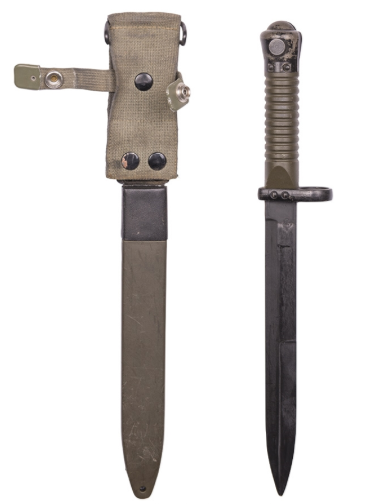 Baïonnette espagnole d'occasion surplus militaire de stenay commercy nancy metz reims belgique luxembourg longwy Verdun Sedan Charleville militaria bushcraft survie bivouac