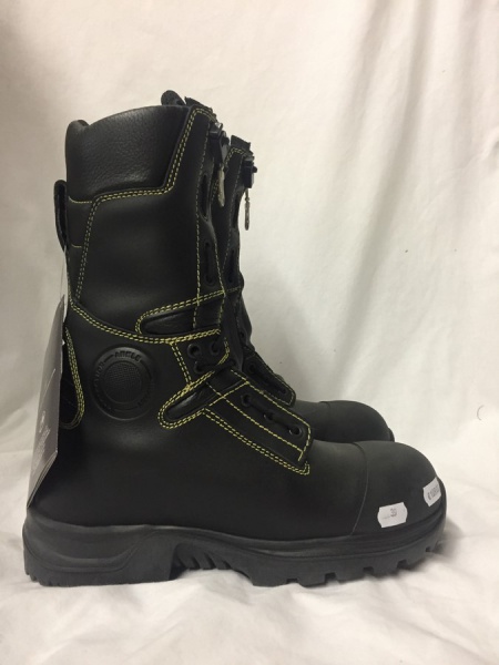 Bottes de pompier Jolly Goretex surplus militaire de stenay commercy nancy metz reims belgique luxembourg longwy Verdun Sedan Charleville militaria bushcraft survie bivouac