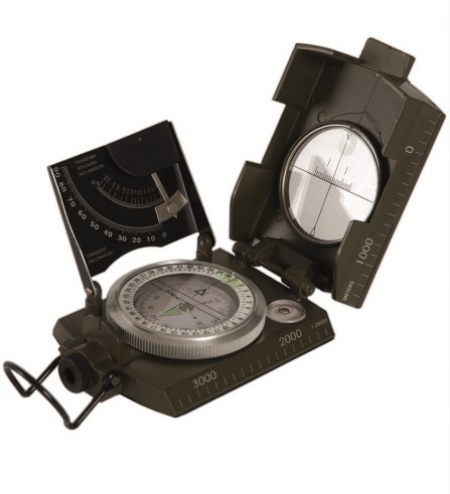 surplus militaire de stenay commercy nancy metz reims belgique luxembourg longwy Verdun Sedan Charleville militaria bushcraft survie bivouac