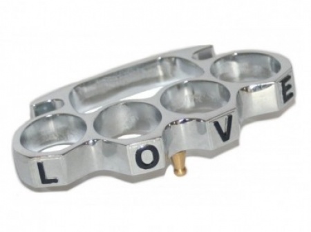 Poing américain LOVE surplus militaire lorraine grand est meuse stenay commercy surplus belgique surplus luxembourg Metz Nancy Verdun survivalisme bushcraft